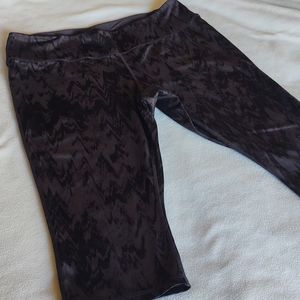 Z By Zella Capri Leggings